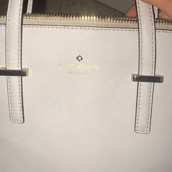 Kate Spade purse - Picture 4 of 4